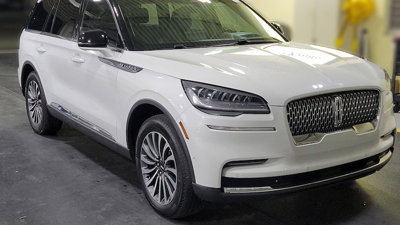 2022 Lincoln Aviator Reserve Hero Image