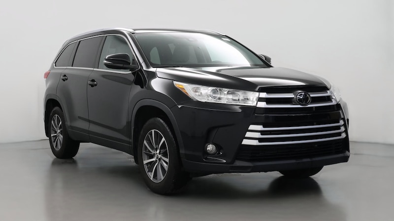 2019 Toyota Highlander XLE Hero Image