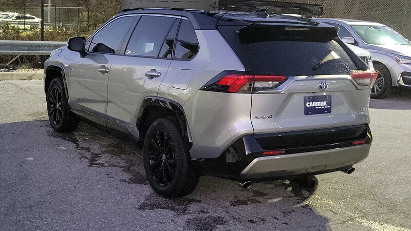 2022 Toyota RAV4 XSE 7