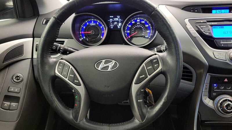 2013 Hyundai Elantra SE 10