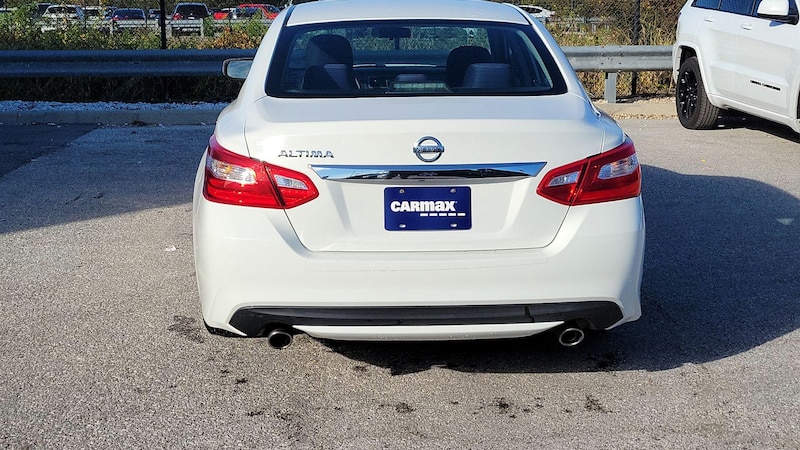 2016 Nissan Altima S 6