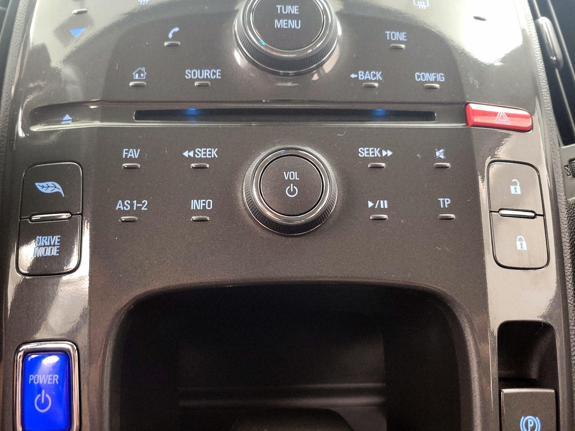 Thumbnail: 2014 Chevrolet Volt - 16