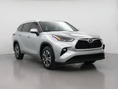 2023 Toyota Highlander XLE -
                Clearwater, FL