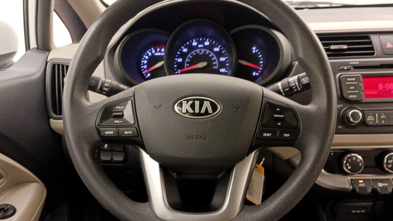 2013 Kia Rio LX 10