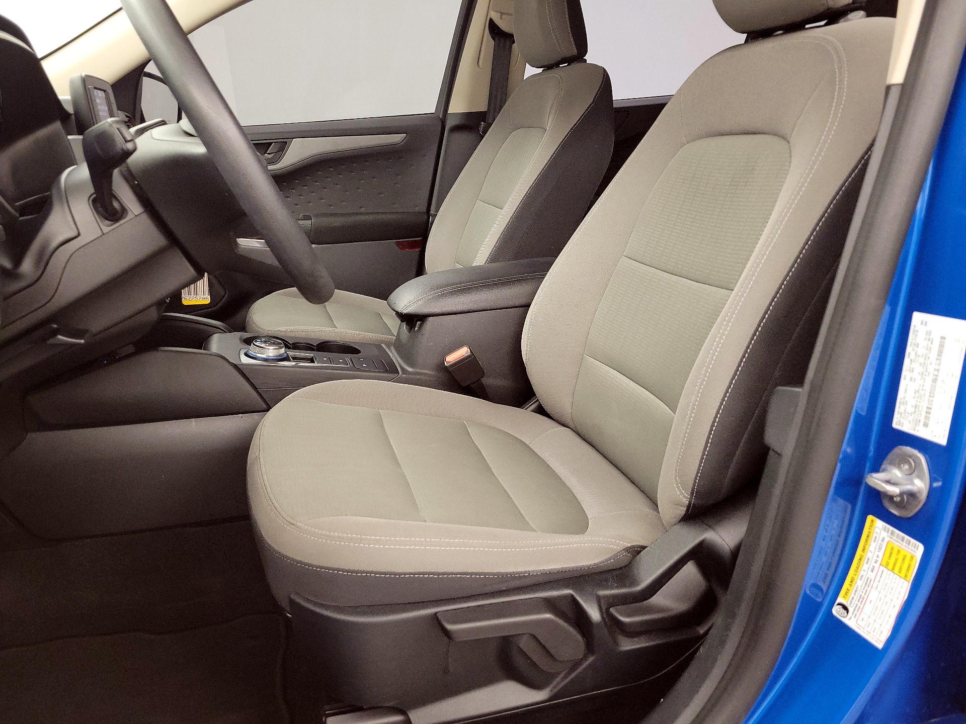 Thumbnail: 2020 Ford Escape - 11