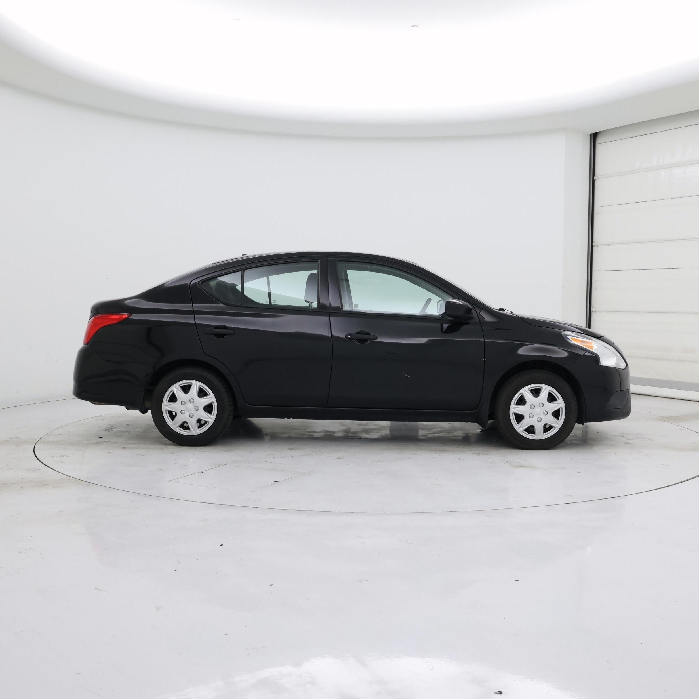 Thumbnail: 2018 Nissan Versa - 7