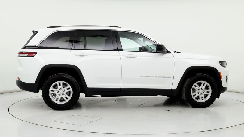 2023 Jeep Grand Cherokee Laredo 7