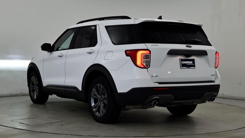 2021 Ford Explorer XLT 2