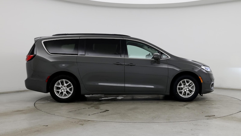 2022 Chrysler Pacifica Touring L 8