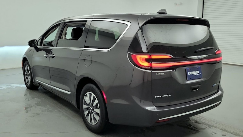 2023 Chrysler Pacifica Hybrid Limited 7