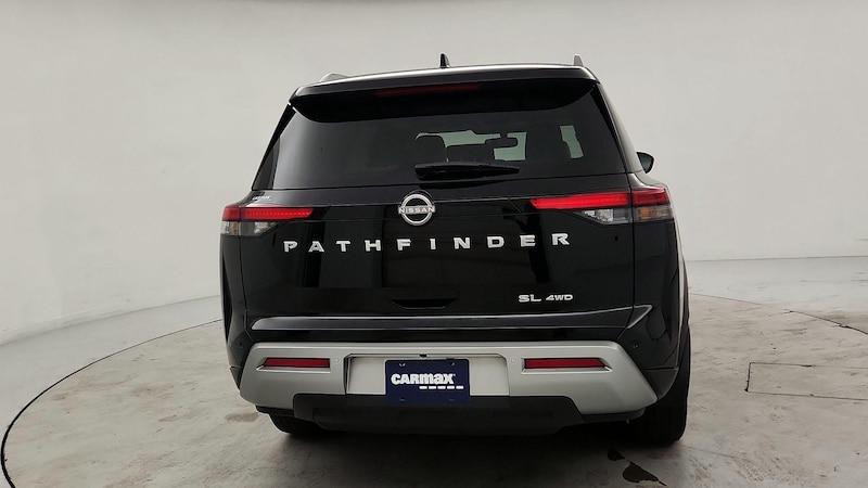 2022 Nissan Pathfinder SL 6