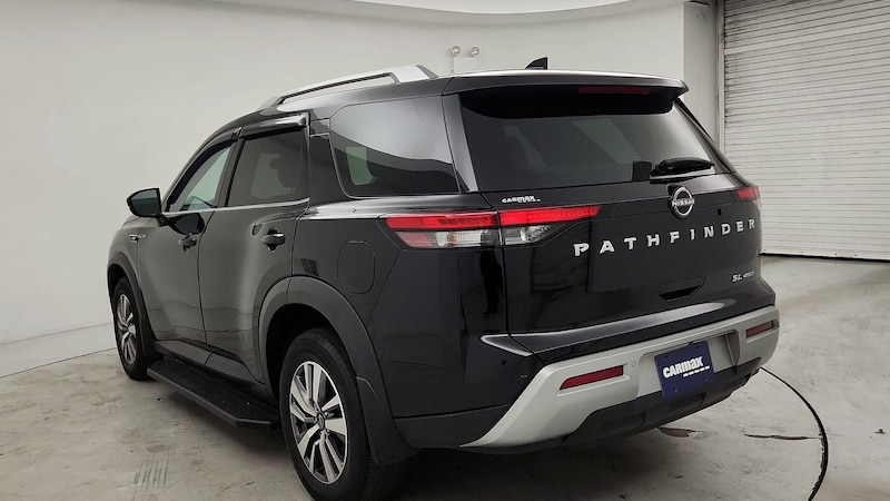 2022 Nissan Pathfinder SL 7