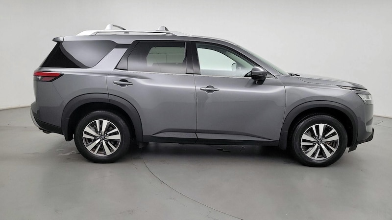 2023 Nissan Pathfinder SL 4