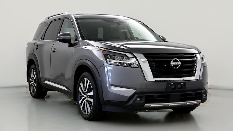 2022 Nissan Pathfinder Platinum Hero Image