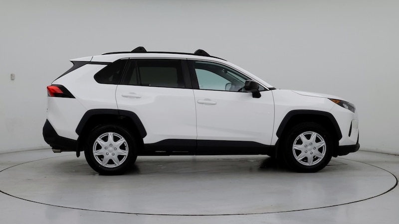 2020 Toyota RAV4 LE 7