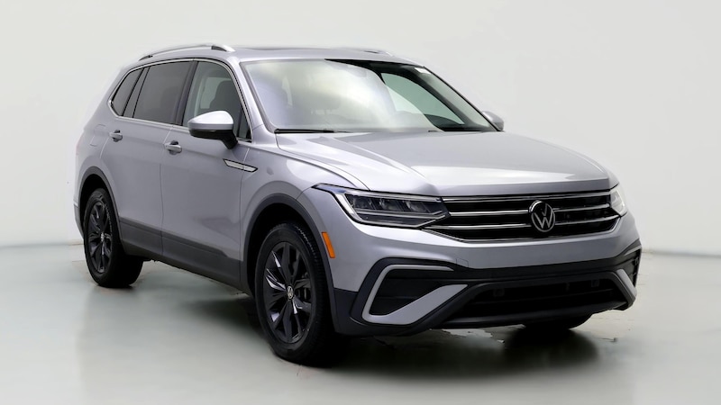 2022 Volkswagen Tiguan SE Hero Image