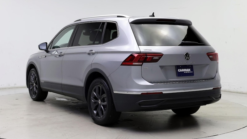 2022 Volkswagen Tiguan SE 2