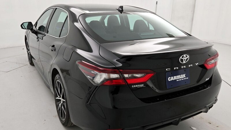 2023 Toyota Camry SE 7