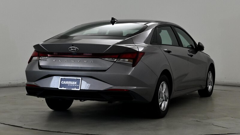 2021 Hyundai Elantra SE 8