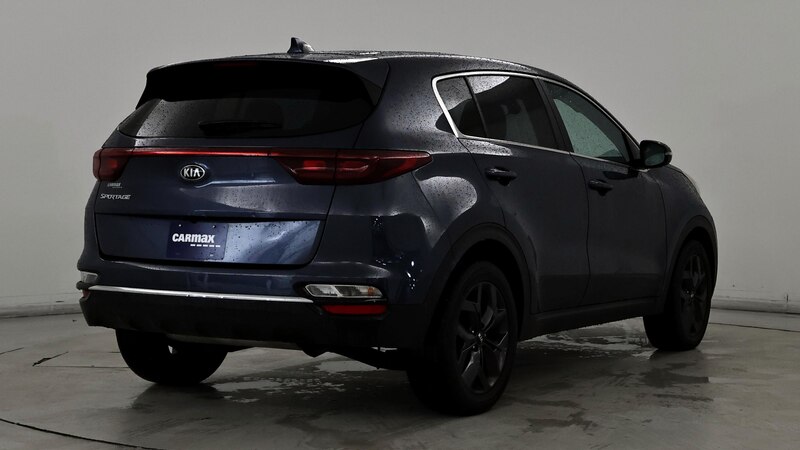 2022 Kia Sportage LX 8