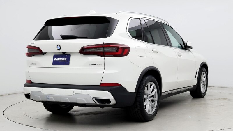 2022 BMW X5 xDrive40i 8