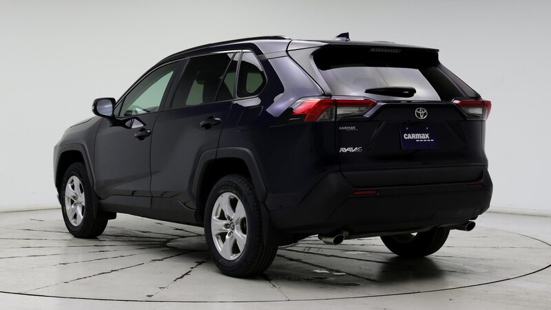 2021 Toyota RAV4 XLE 2