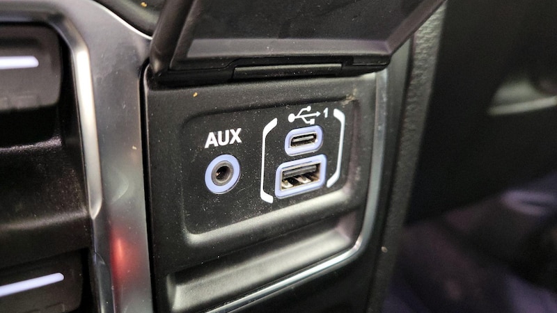 2021 Jeep Wrangler Unlimited Altitude 19