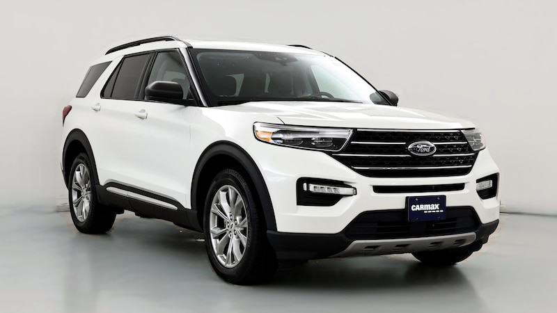 2021 Ford Explorer XLT Hero Image