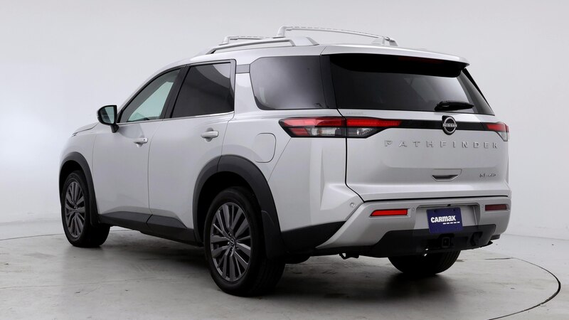 2023 Nissan Pathfinder SL 2