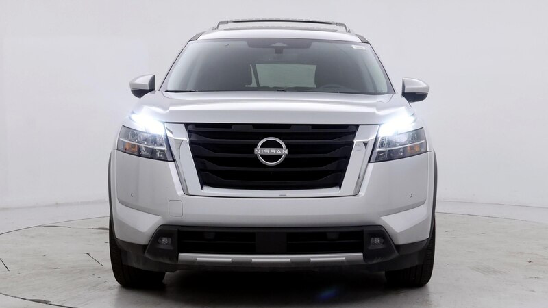 2023 Nissan Pathfinder SL 5