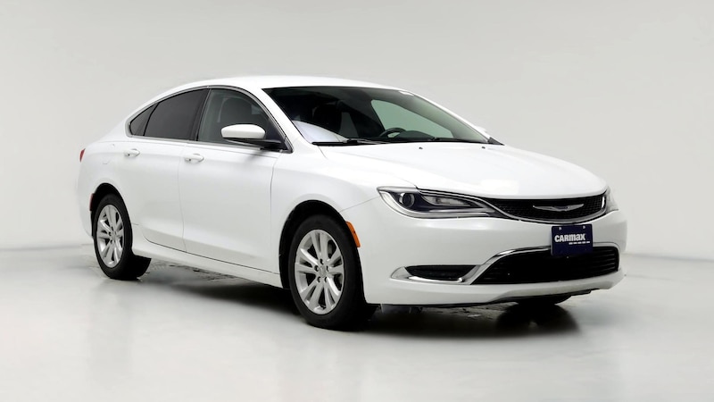 2015 Chrysler 200 Limited Hero Image