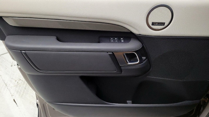 2021 Land Rover Discovery R-Dynamic HSE 12