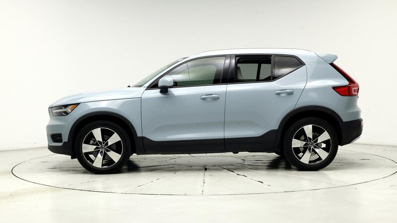 2019 Volvo XC40 T4 Momentum 3