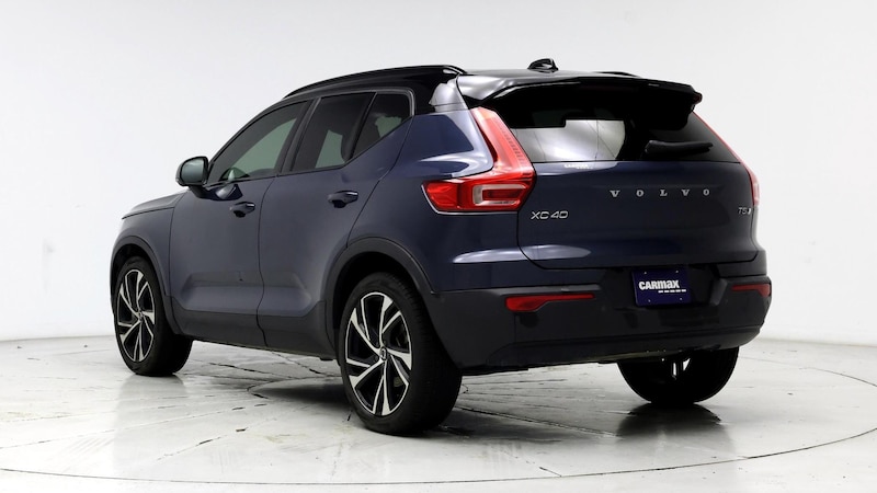 2022 Volvo XC40 T5 R-Design 2