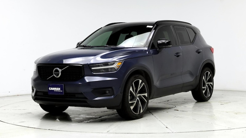 2022 Volvo XC40 T5 R-Design 4