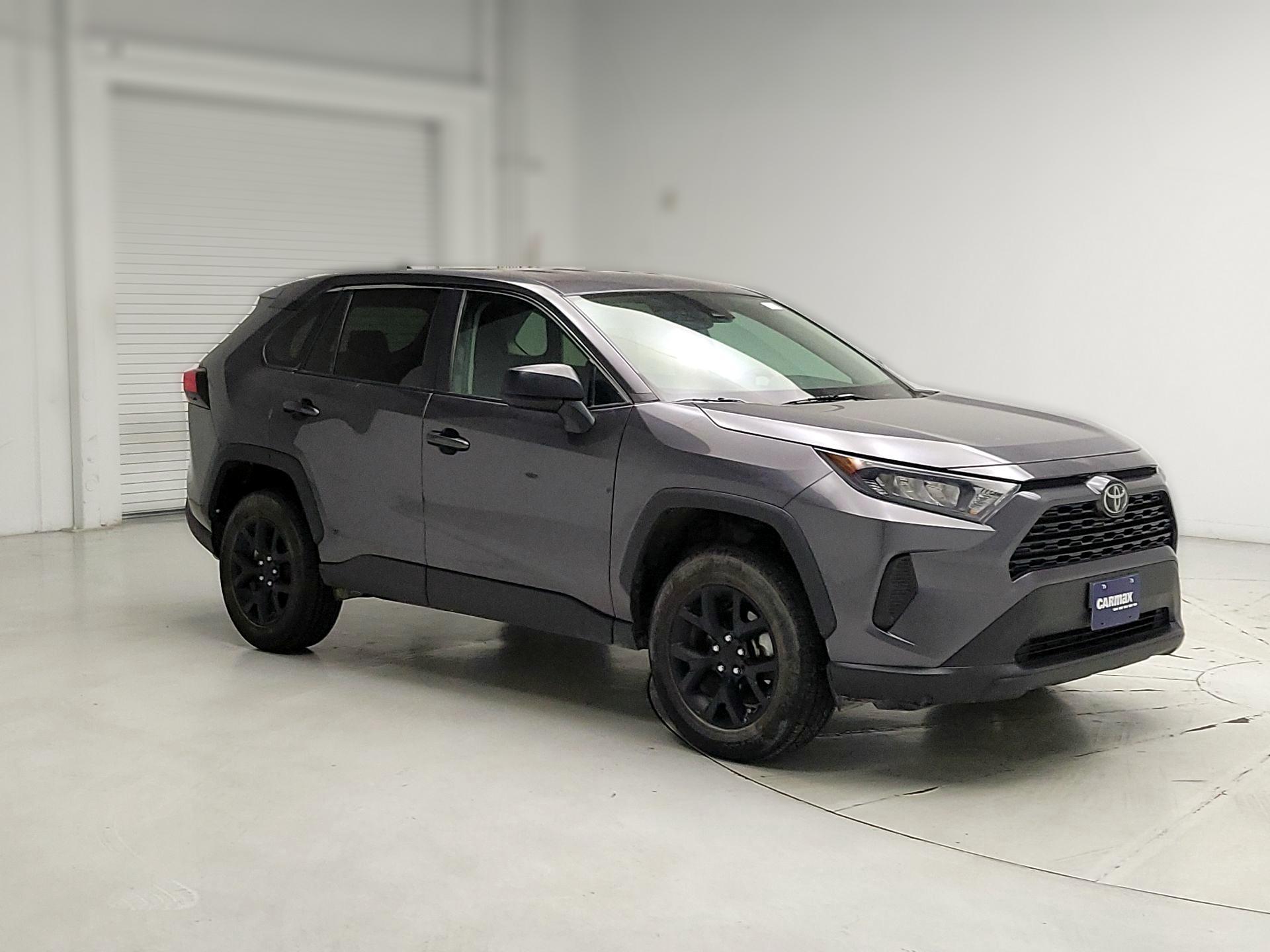 Thumbnail: 2022 Toyota RAV4 - 1