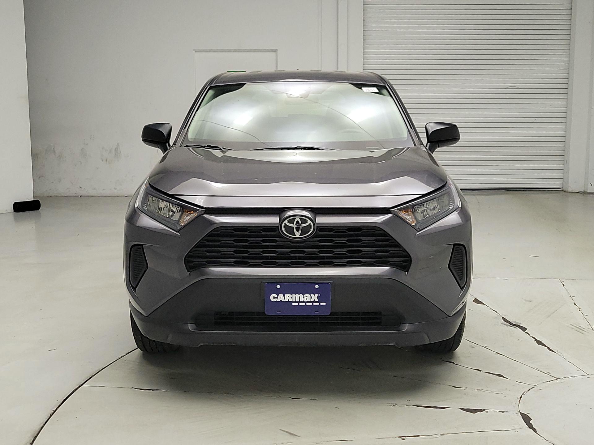 Thumbnail: 2022 Toyota RAV4 - 2