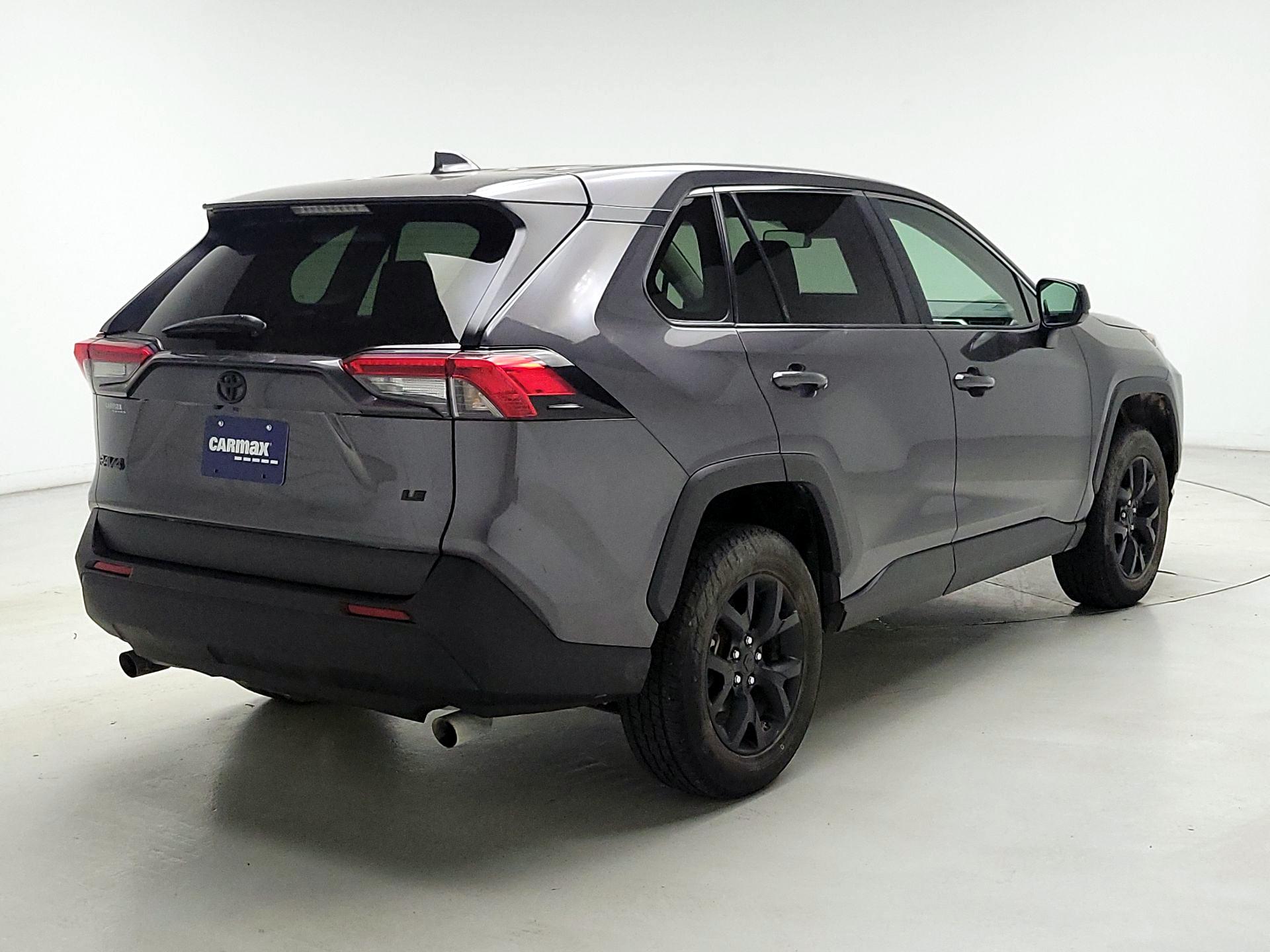 Thumbnail: 2022 Toyota RAV4 - 5