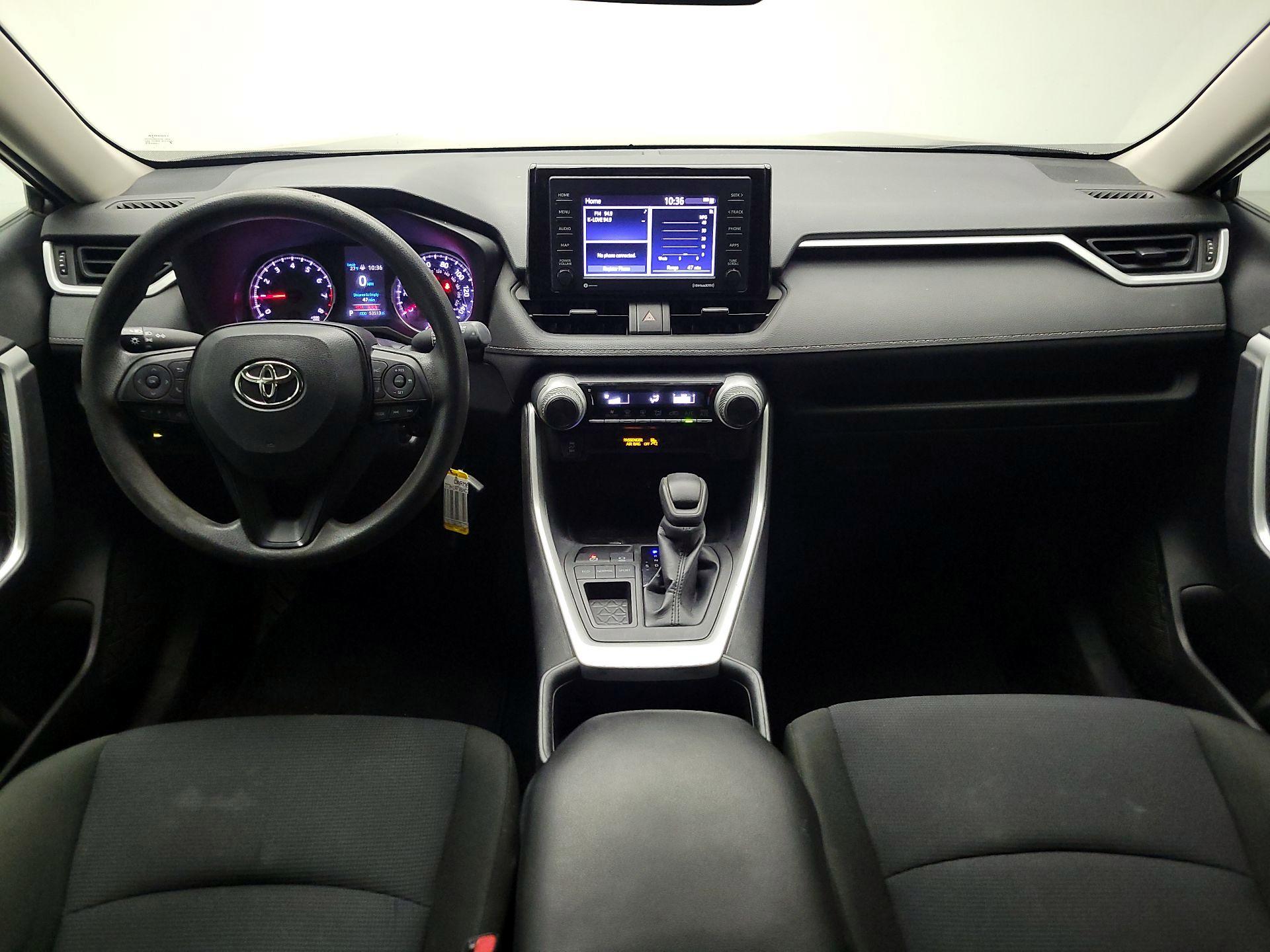 Thumbnail: 2022 Toyota RAV4 - 8