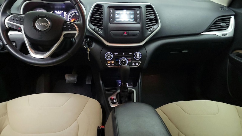 2015 Jeep Cherokee Latitude 9