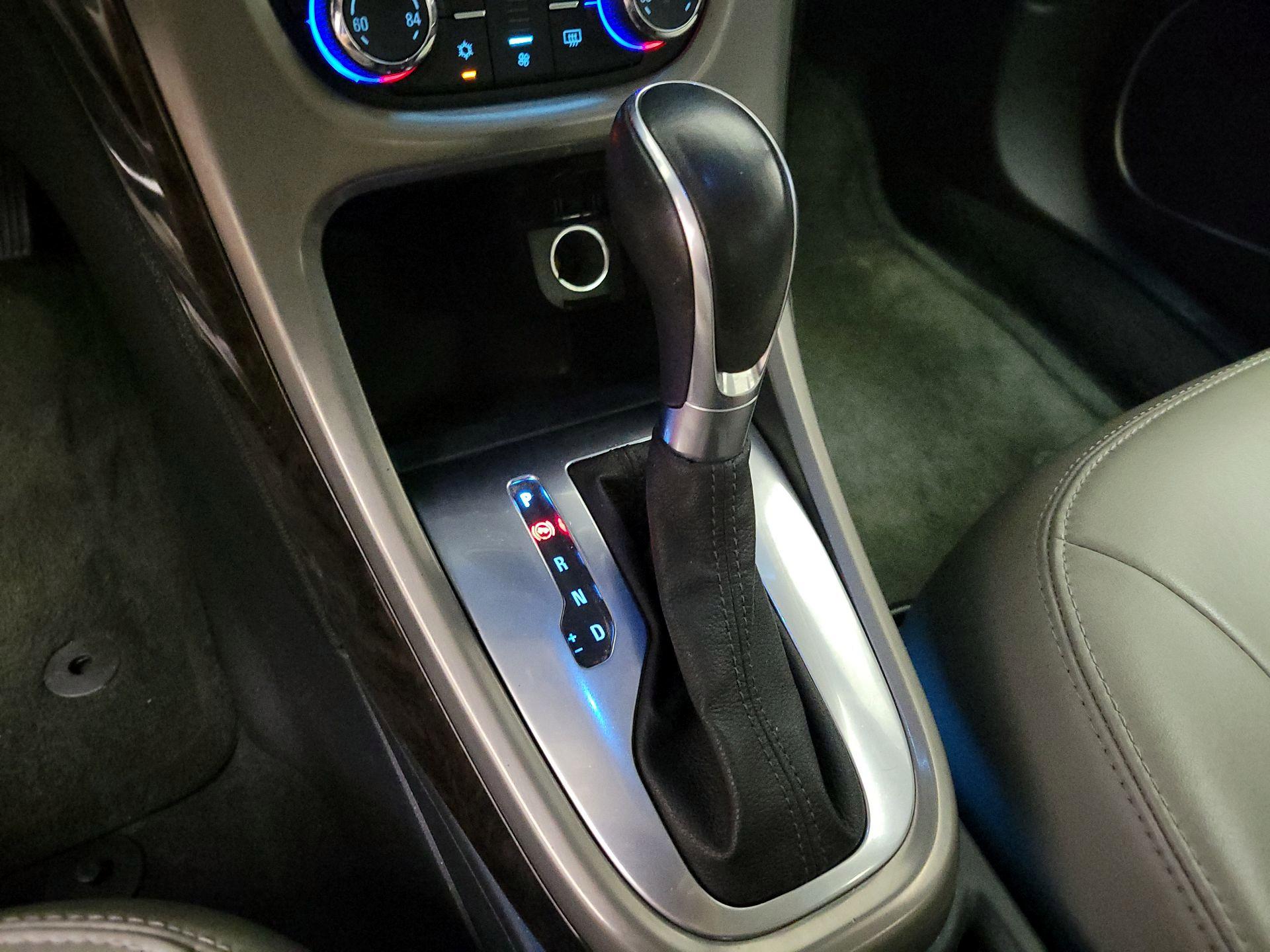 Thumbnail: 2016 Buick Verano - 17