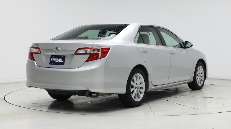 2014 Toyota Camry XLE 8
