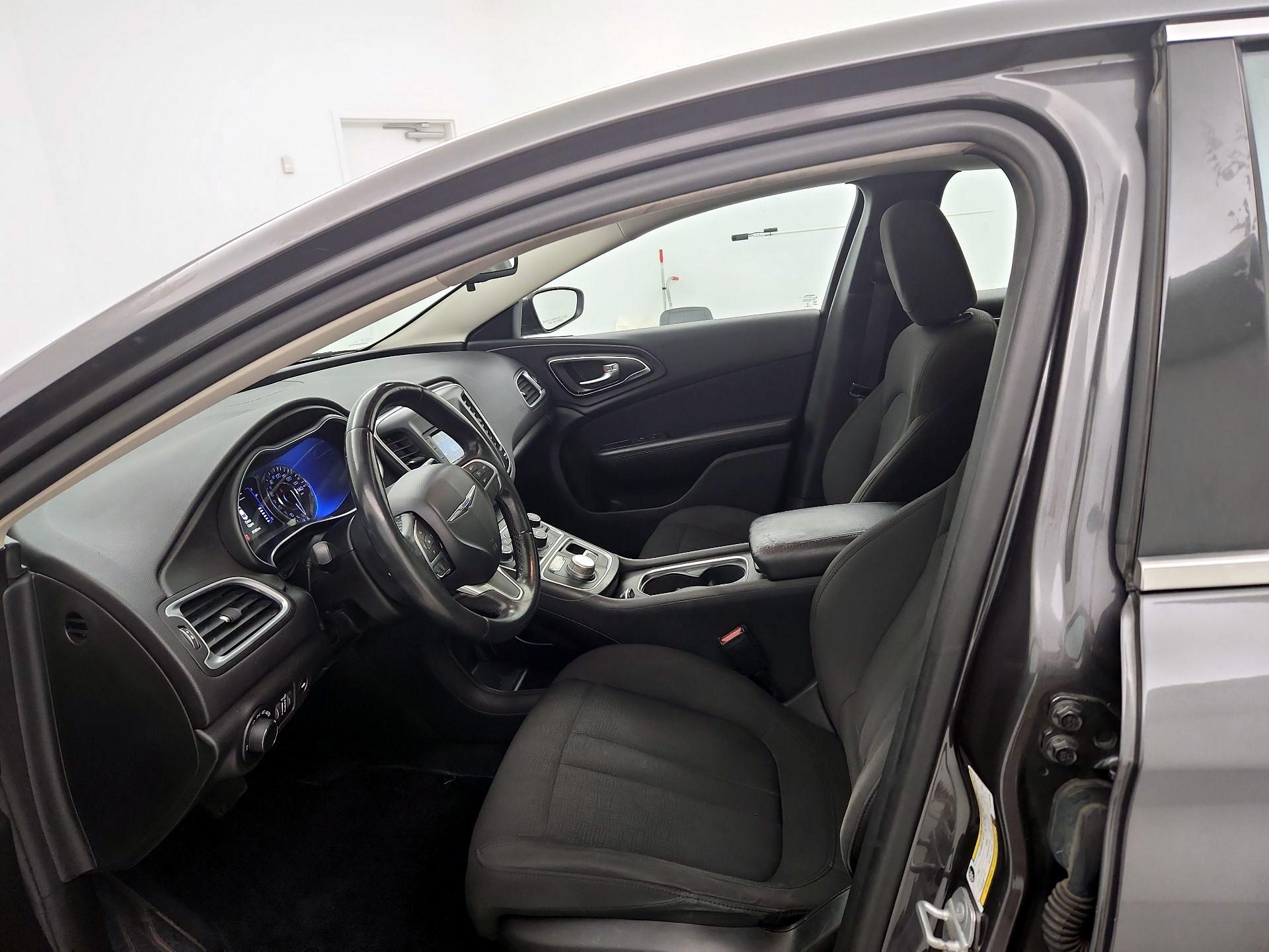 Thumbnail: 2015 Chrysler 200 - 11