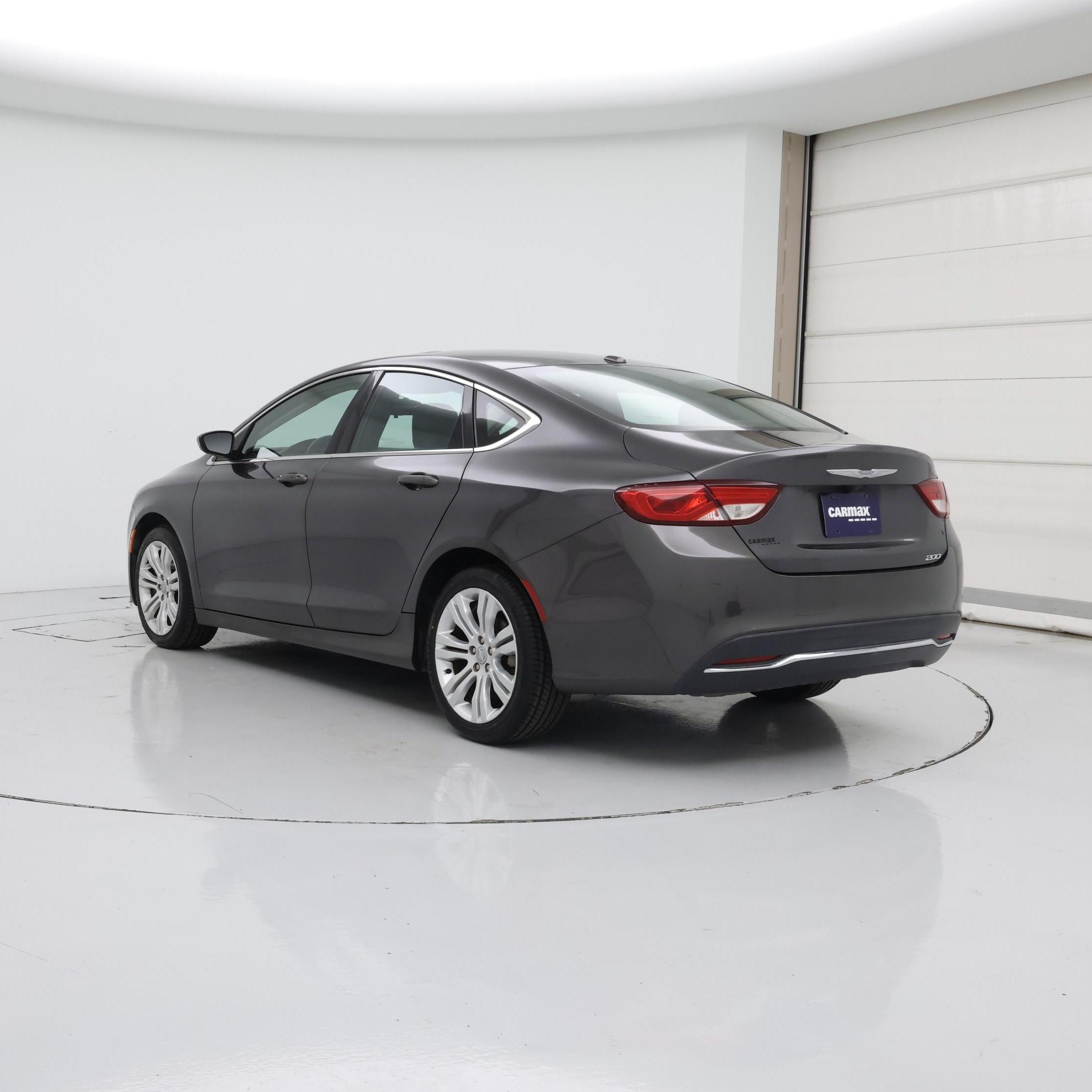 Thumbnail: 2015 Chrysler 200 - 2