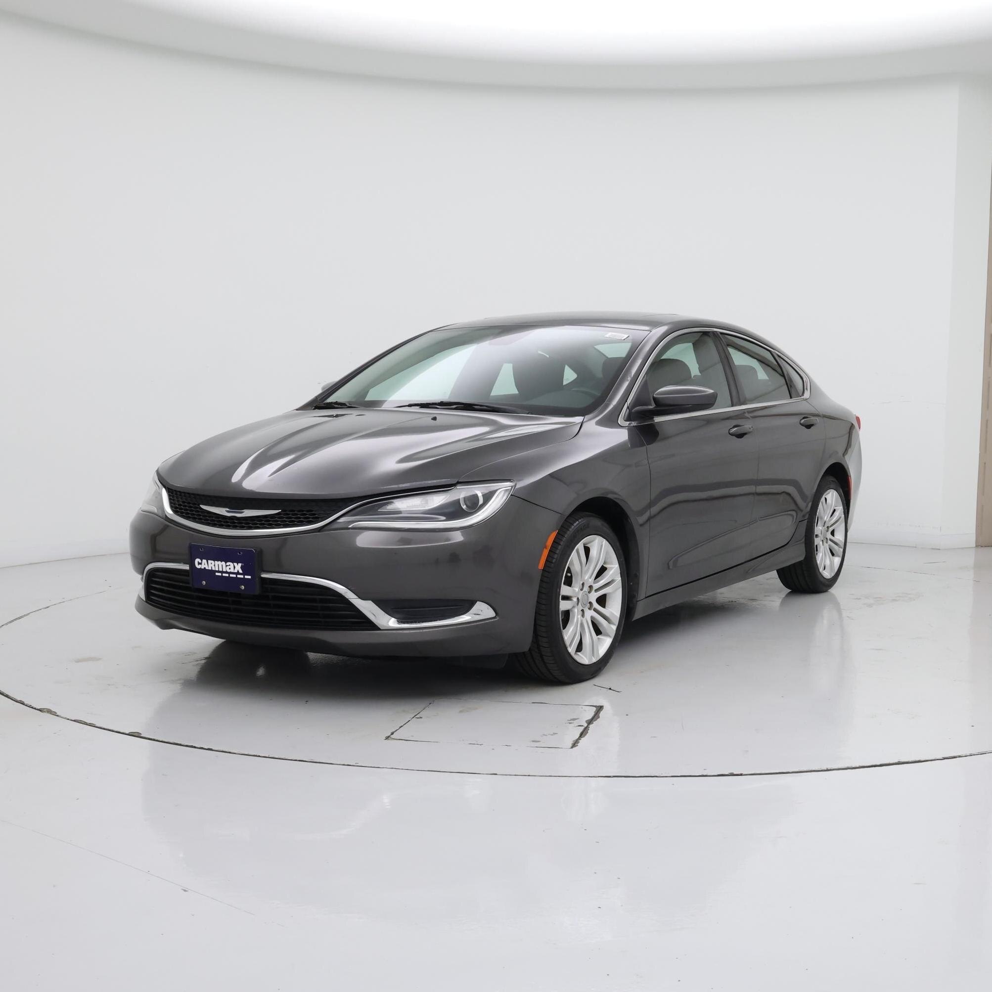 Thumbnail: 2015 Chrysler 200 - 4
