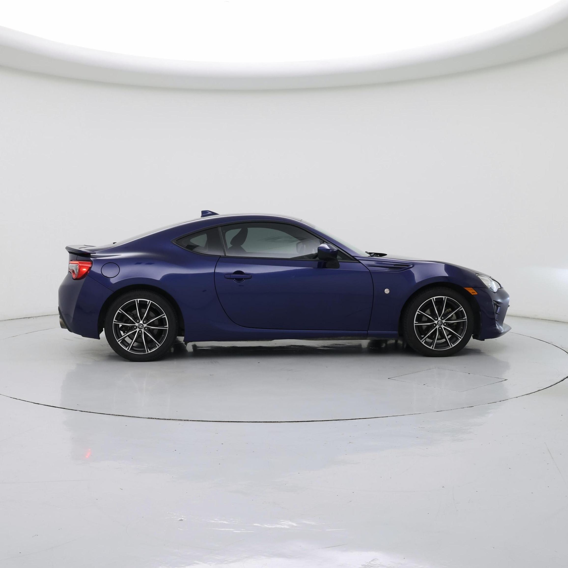 Thumbnail: 2017 Toyota 86 - 7