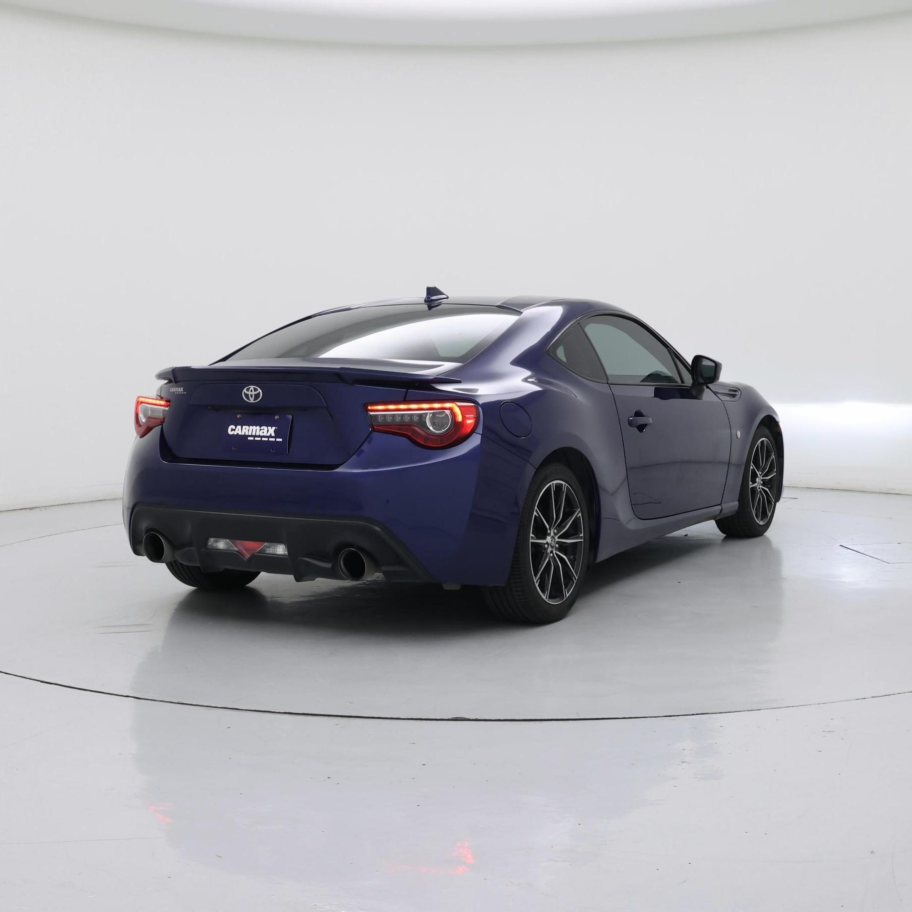 Thumbnail: 2017 Toyota 86 - 8