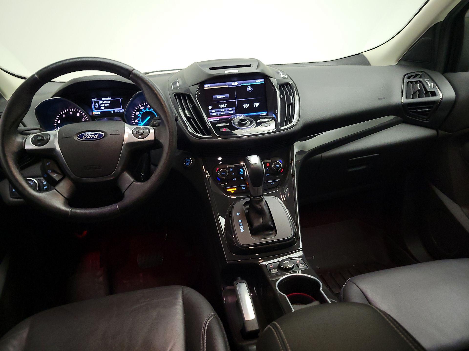 Thumbnail: 2015 Ford Escape - 9