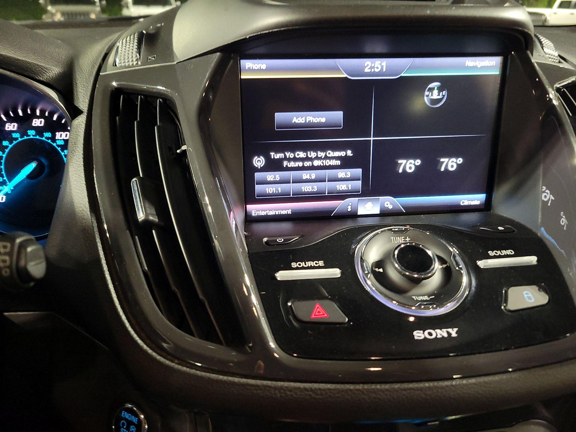 Thumbnail: 2015 Ford Escape - 15