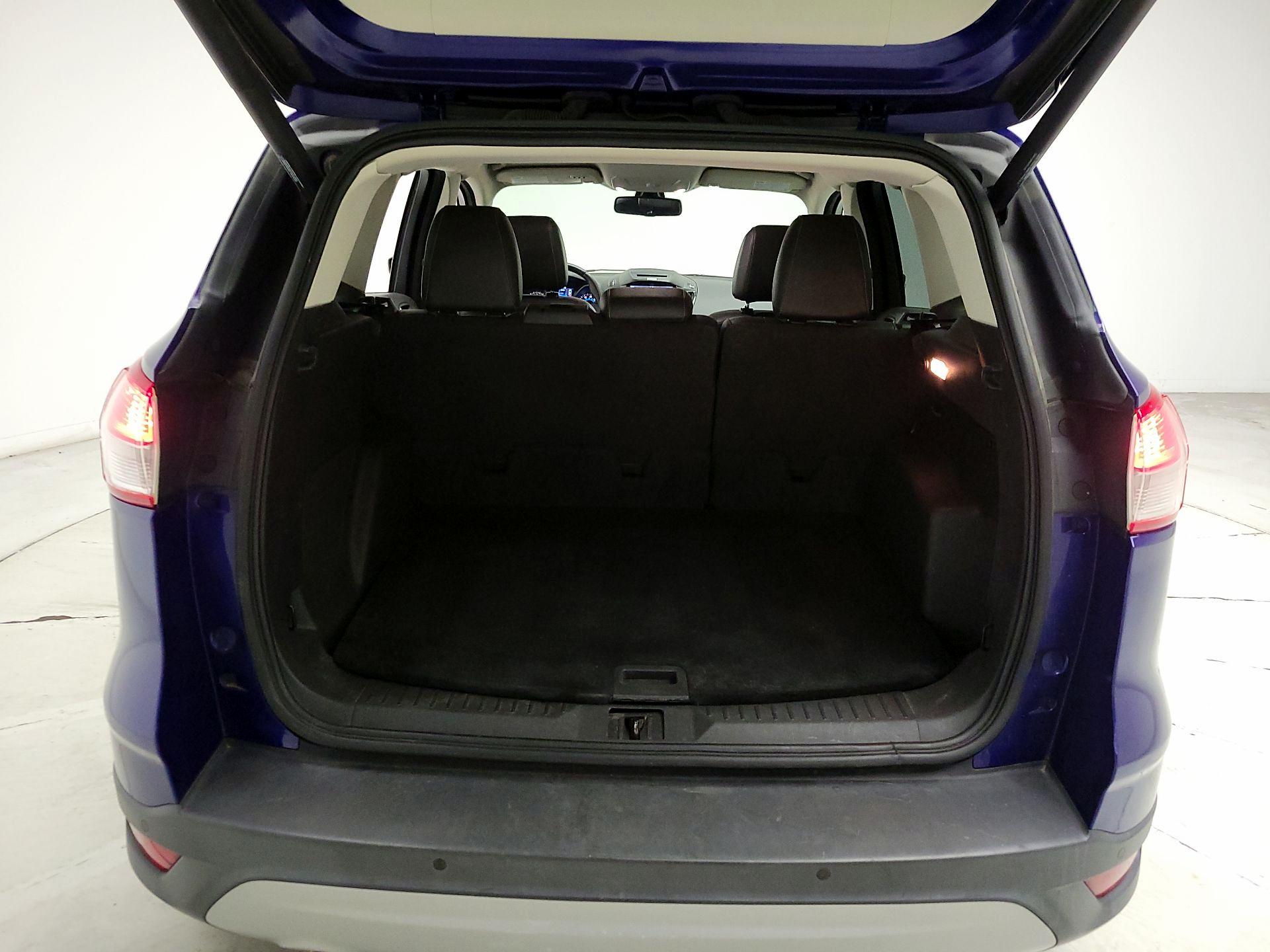 Thumbnail: 2015 Ford Escape - 20